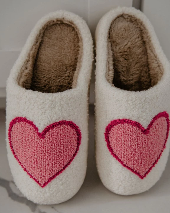 Pink/Red Heart Wholesale Slippers