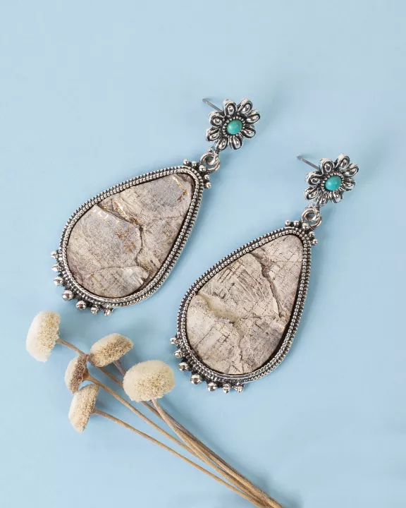 93346 - Western Teardrop Earrings