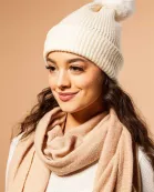 Plush Knit Pom Pom Beanie - Cream