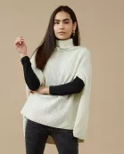 Victoria Knit Poncho - White