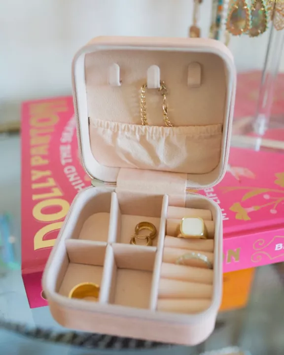 Pink Leopard Square Jewelry Case