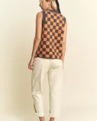 PLUS SIZE SLEEVELESS V-NECK CHECKERED VEST