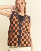 PLUS SIZE SLEEVELESS V-NECK CHECKERED VEST