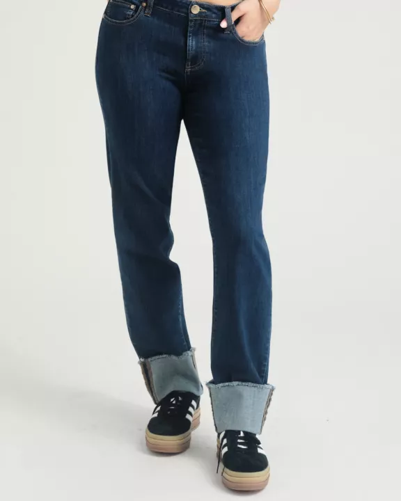 34"-30" Roll Cuff Straight Leg Jean in Bae