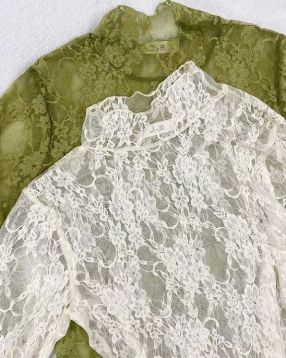 Floral print lace long sleeves top