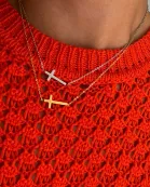 MEDIUM CROSS NECKLACE