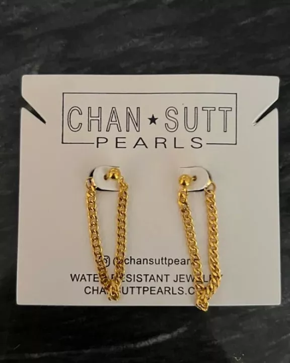 HOLLY EARRINGS