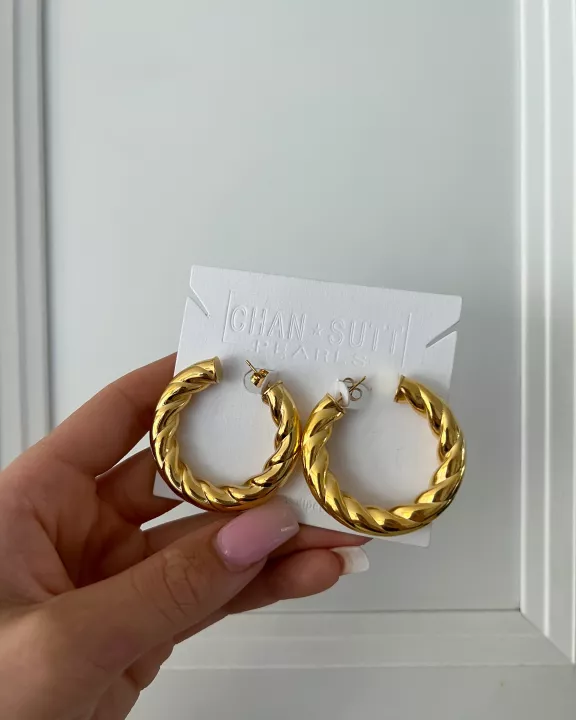 THE REESE HOOPS