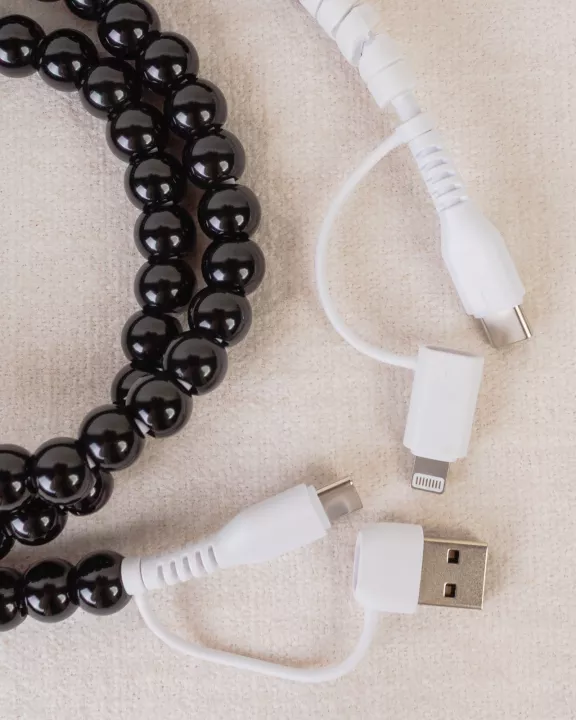 CC05 - 4-in-1 Beaded Charging Cable