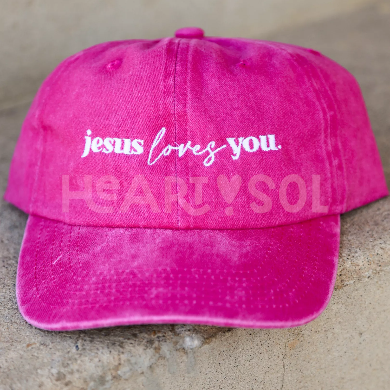 JESUS LOVES YOU HAT