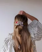 CHECKERED FLORAL MIDI SCRUNCHIE
