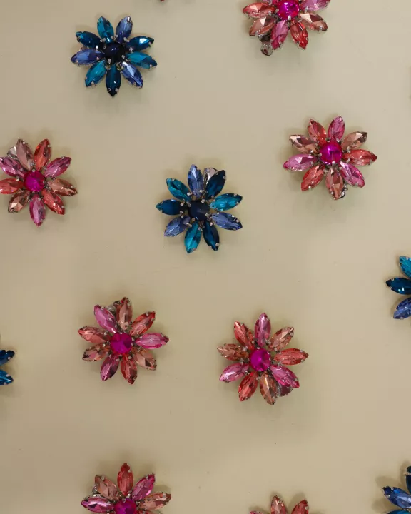 GEMSTONE FLOWER CLIPS