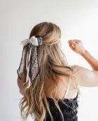 LACE CHEETAH BOW