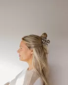 METAL FUNKY FLOWER CLAW (2 COLORS)
