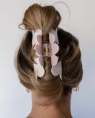 PINKY PETAL ARCH CLAW