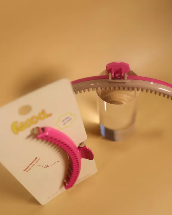 TWO-TONED SHINY ORIGINAL HOLD EVERYTHING CLAW
