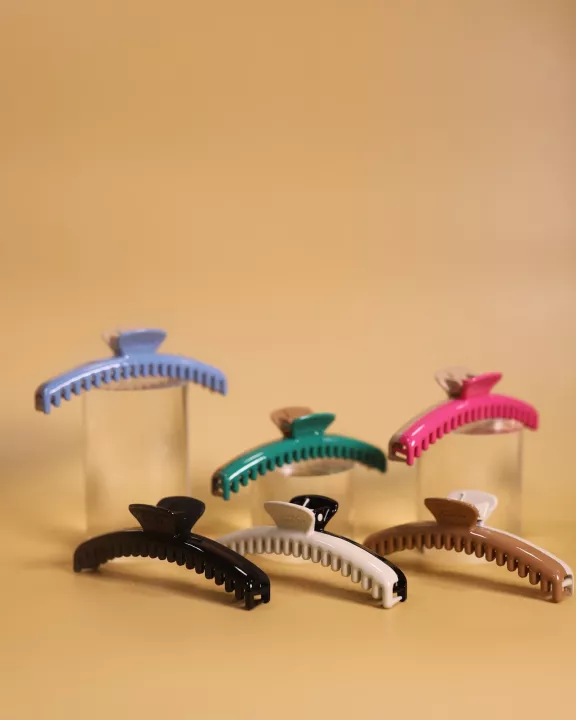 TWO-TONED SHINY MIDI HOLD EVERYTHING CLAW