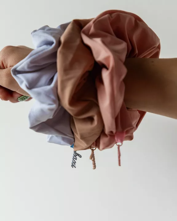 OVERSIZED WORKOUT SCRUNCHIES ( 3 COLORS )