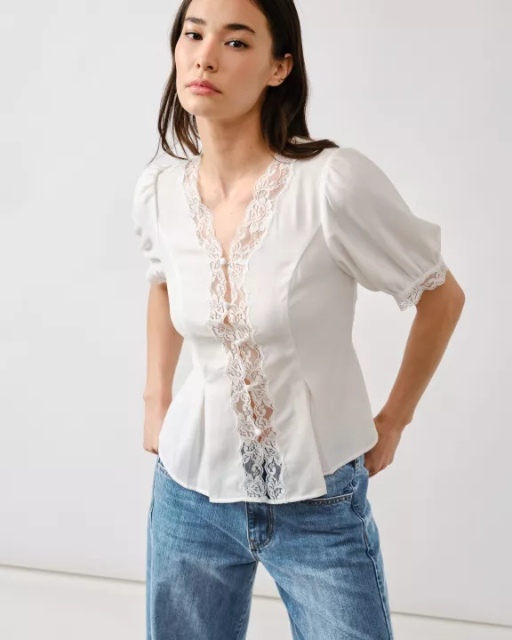 MAT3272 LACE EMBROIDERED PEPLUM BLOUSE
