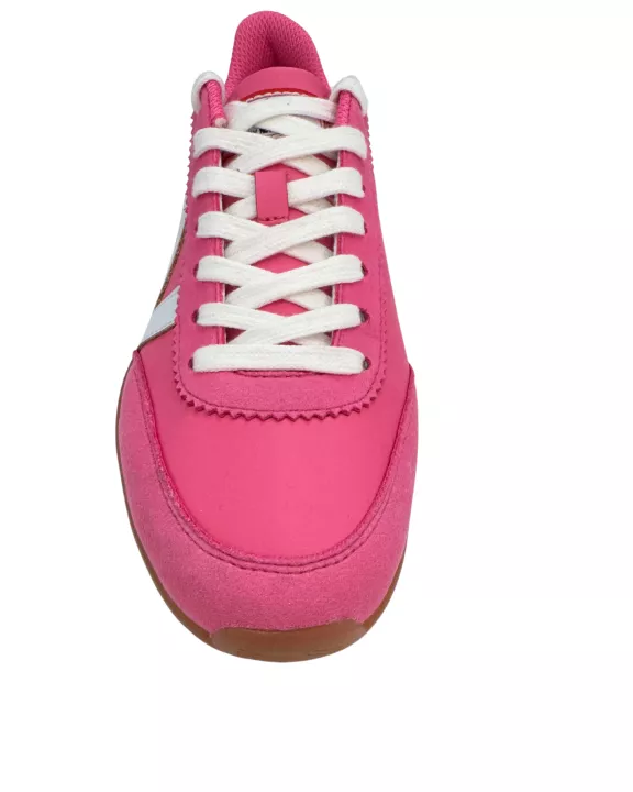 Novara Sneaker in Fuschia
