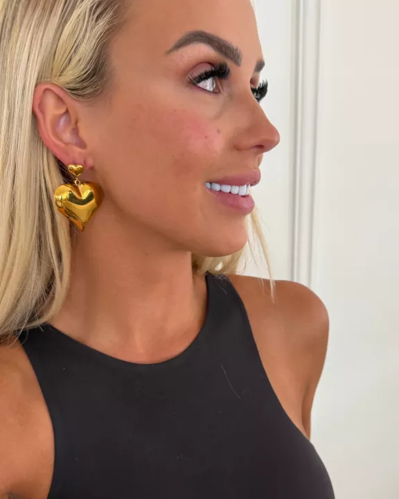 LOVE EARRINGS