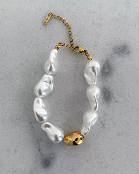 SOPHIA BRACELET