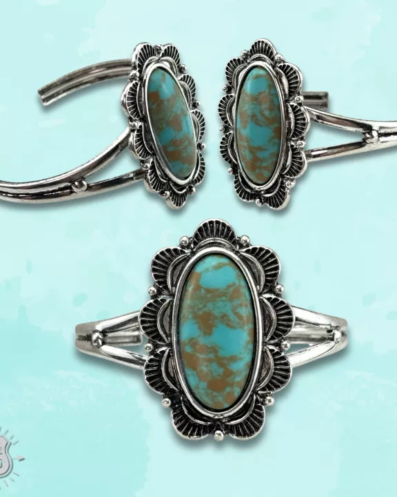Western style oval stone cuff bracelet