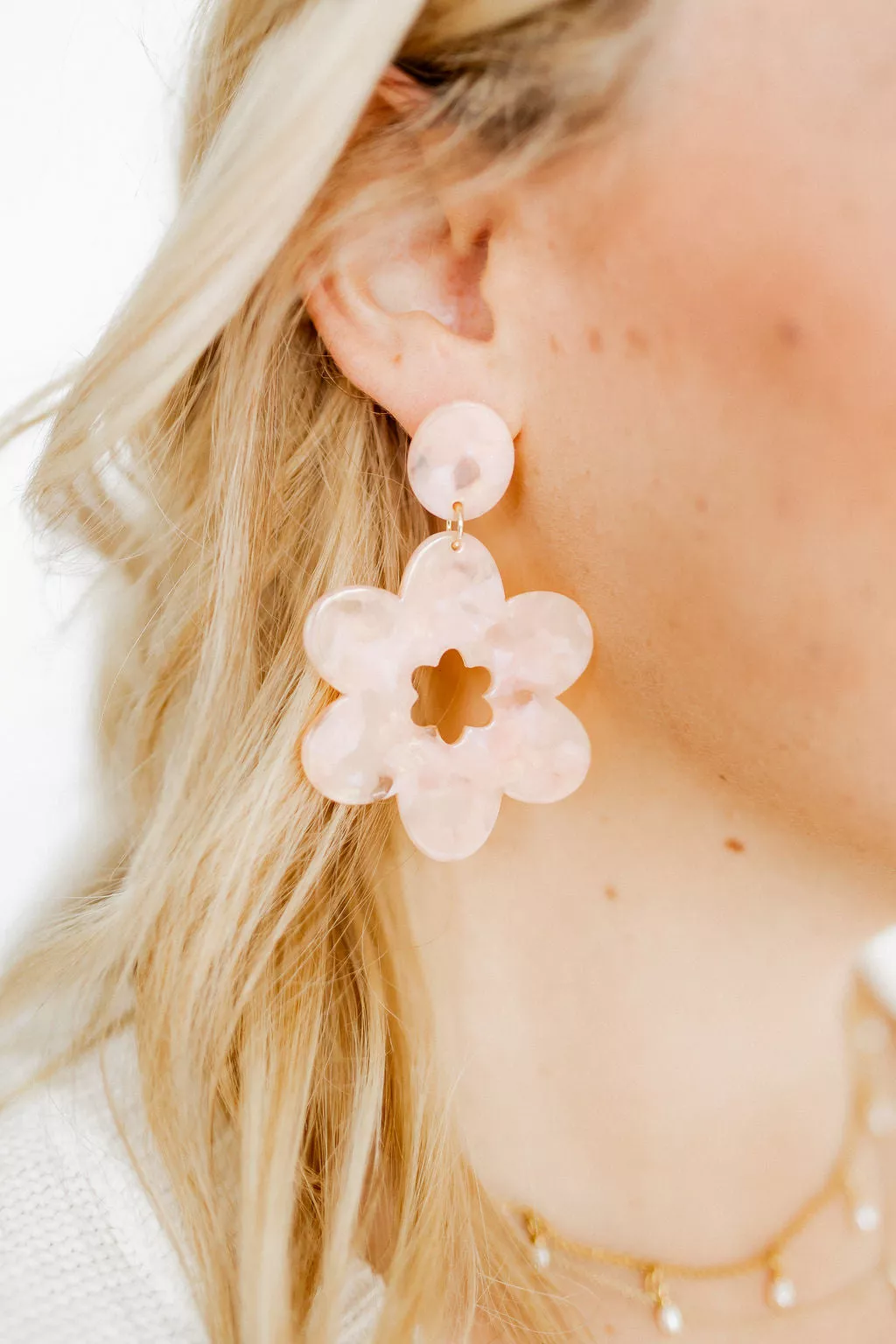 Maisy - Peach - Earrings