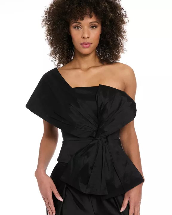 ONE SHOULDER ASYMMETRIC BOW TOP