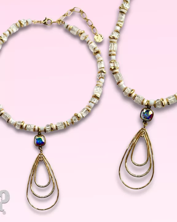 Triple teardrop pendant necklace with Austrian crystal