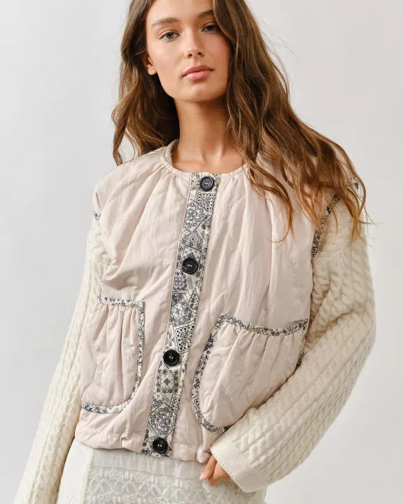 AJJ5068 CONTRAST DETAIL BUBBLE QUILTED VEST