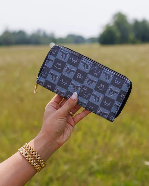 Bow Black Brand Checkerboard Wallet