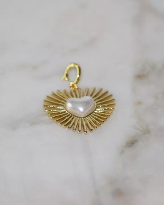 Pearl Heartburst Scarf Charm