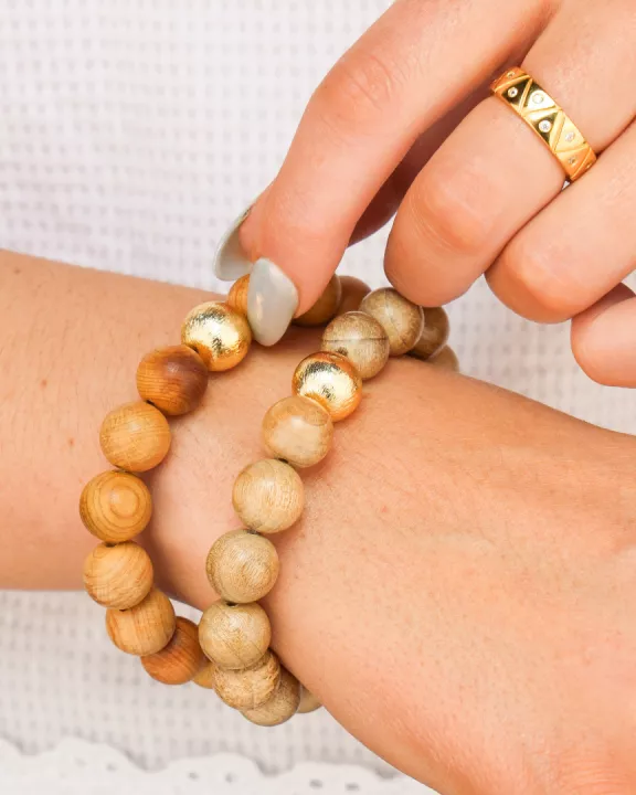Varnished Wood Beaded Bracelet