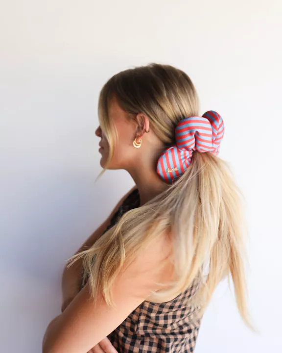 STARGIRL PETAL JUMBO SCRUNCHIE