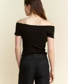 SOLID OFF-THE-SHOULDER TOP