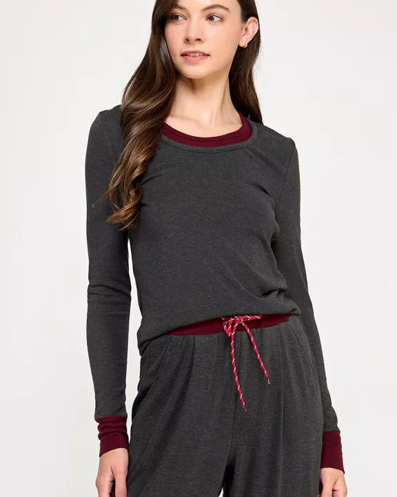 TT-10336-6 LONG SLEEVE TOP WITH CONTRAST COLLAR-CHARCOAL CHERRY