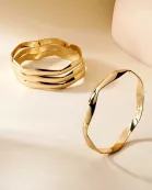 Wavy Bangle