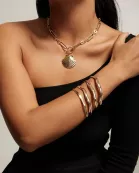 Wavy Bangle