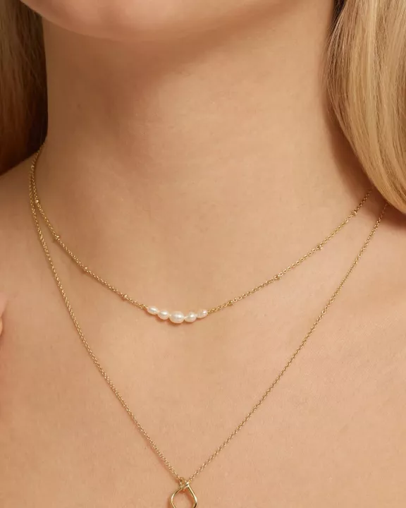 Love You Knot Necklace