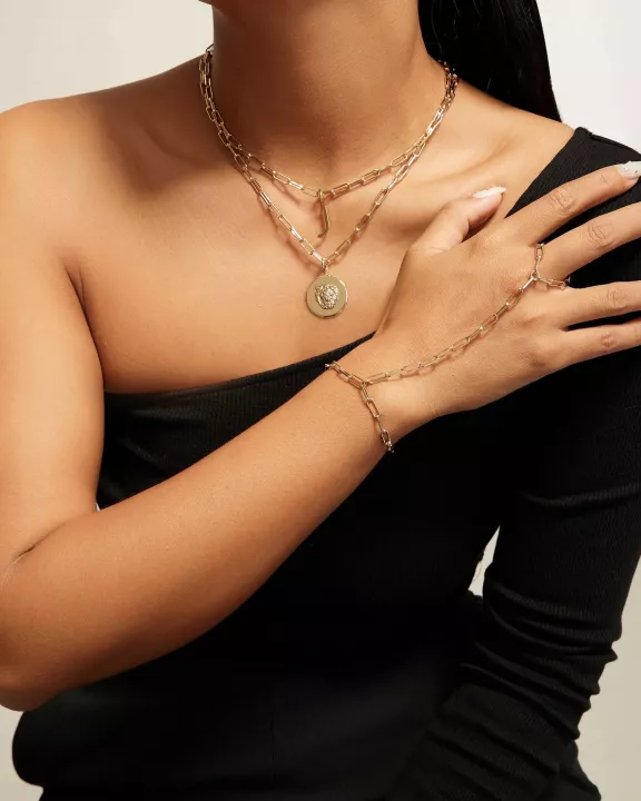 Ellie Hand Chain
