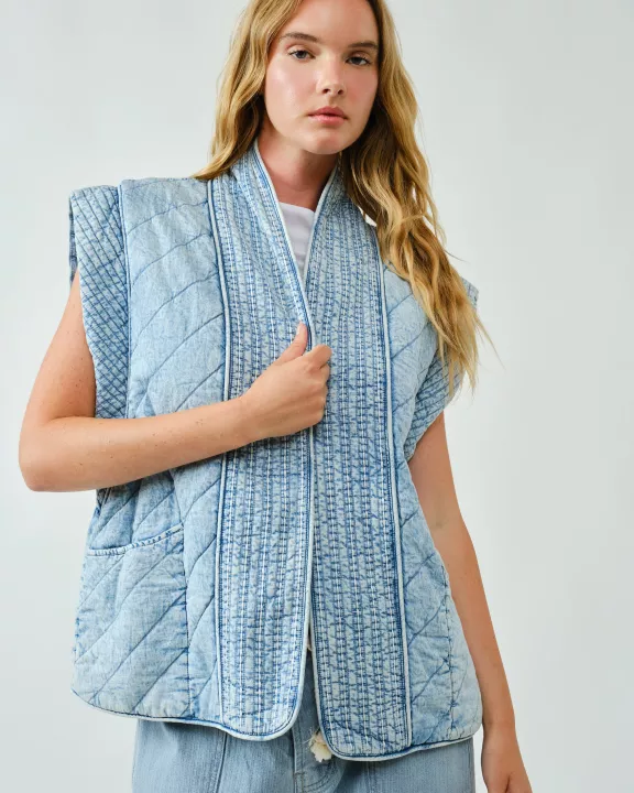MAJ2816 QUILTED DENIM VEST W/ STITCH
