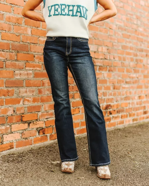 Plus Size Dark Wash Embroidery Pocket Detail Thick Stitching High Rise Boot Cut Jeans (32in)