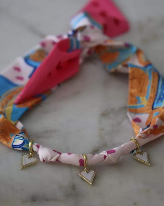 Sweetheart Scarf Necklace