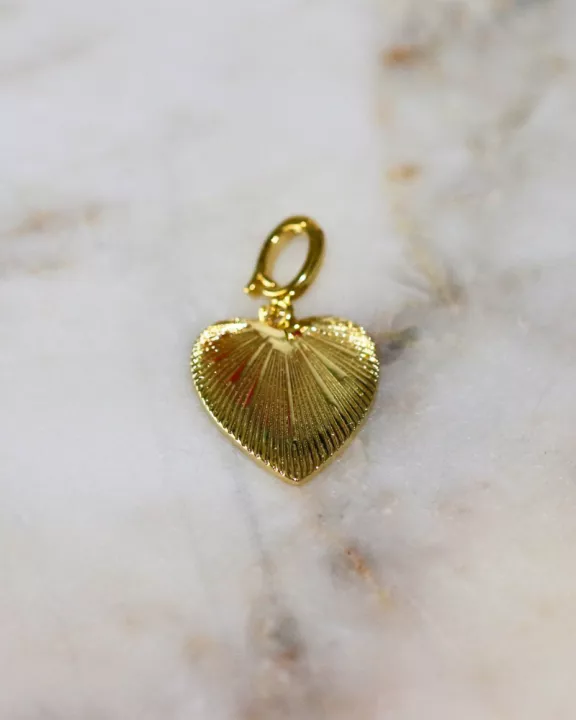 Ribbed Heart Scarf Charm