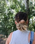 SUEDE ROSETTE SCRUNCHIE