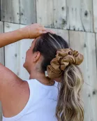 SUEDE JUMBO SCRUNCHIE