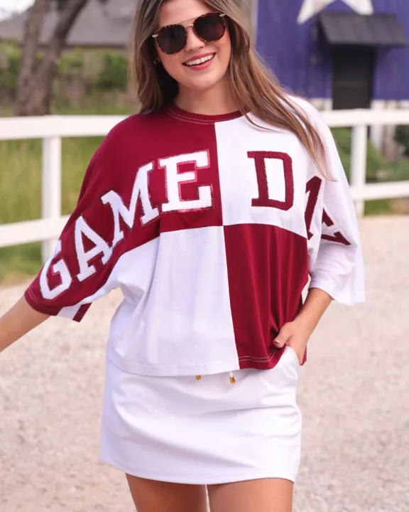 Huddle Up Color Block Top- Maroon