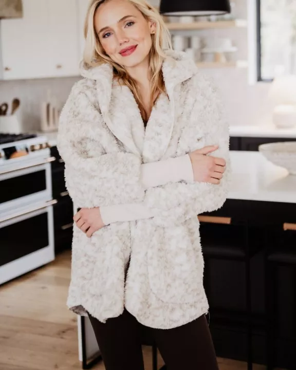 Snow Leopard Lightweight BODY WRAP with Hoodie and Pockets