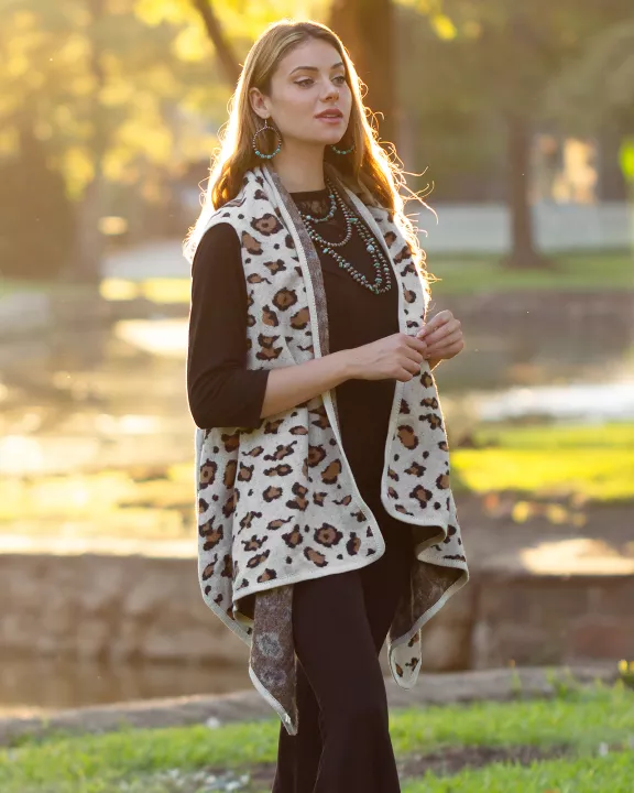 6716 - Animal Print Fall Fashion Vest